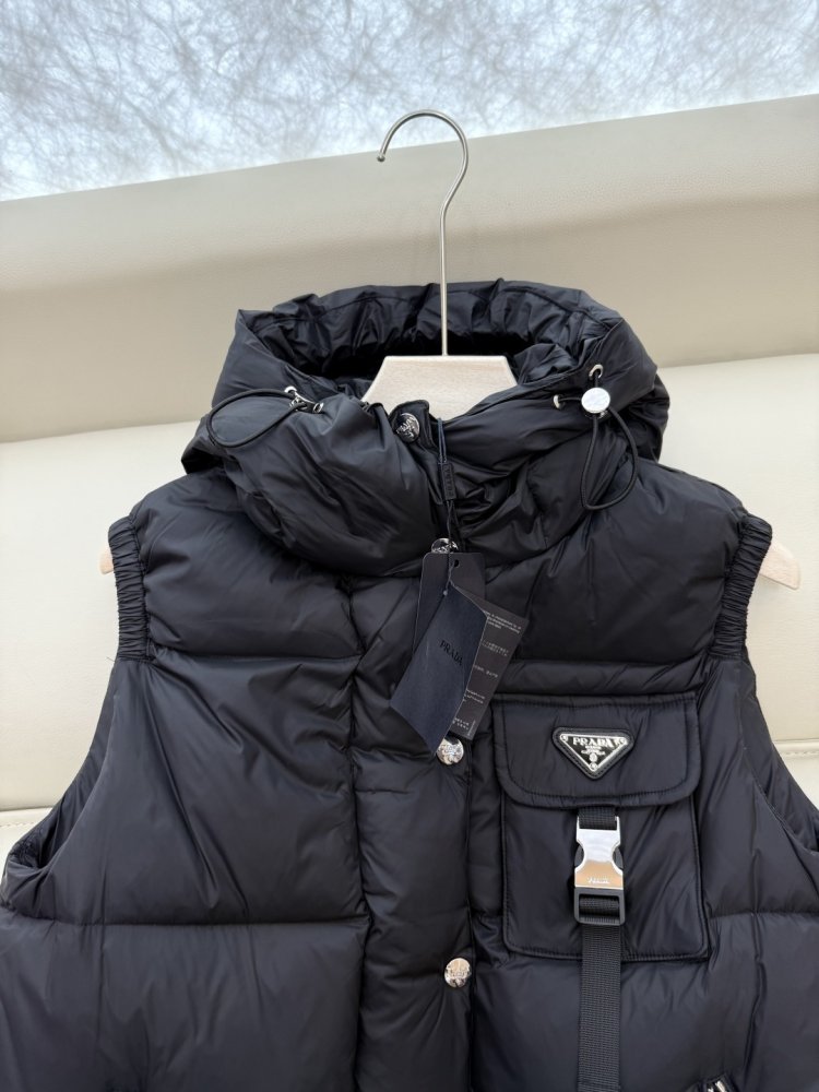 Жилетка женская фото 6