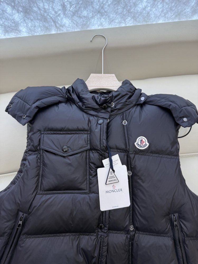 Жилетка жіноча фото 6