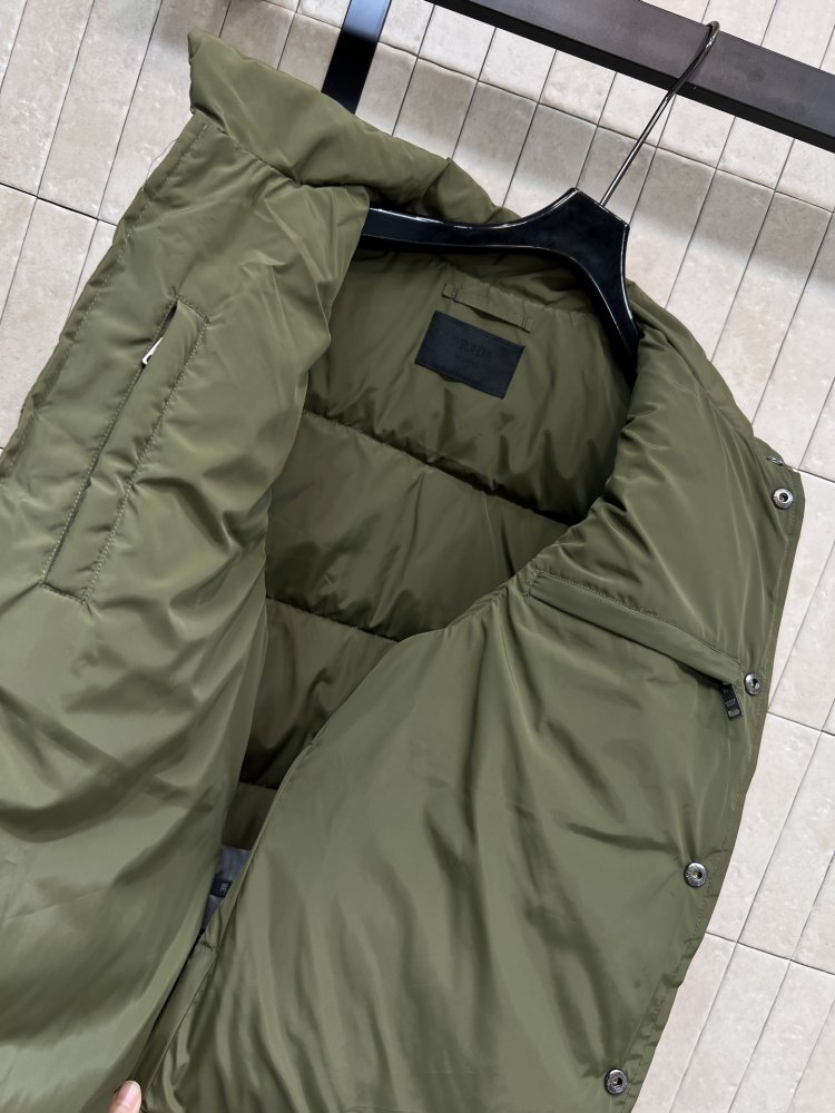 Жилетка женская фото 6