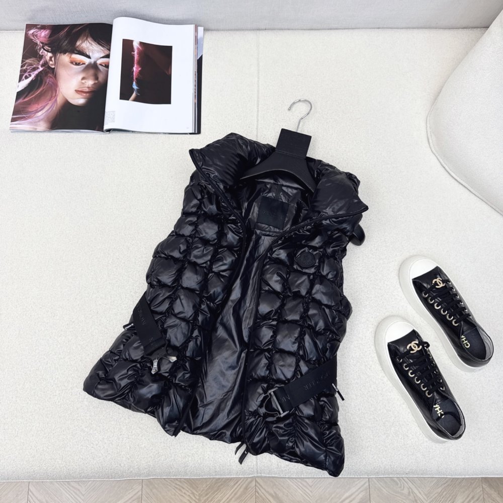 Vest women's фото 6