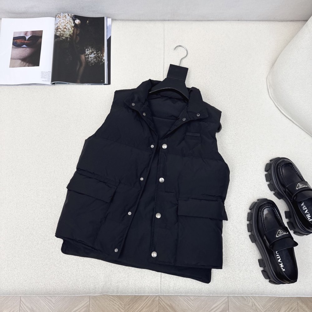 Жилетка женская фото 6