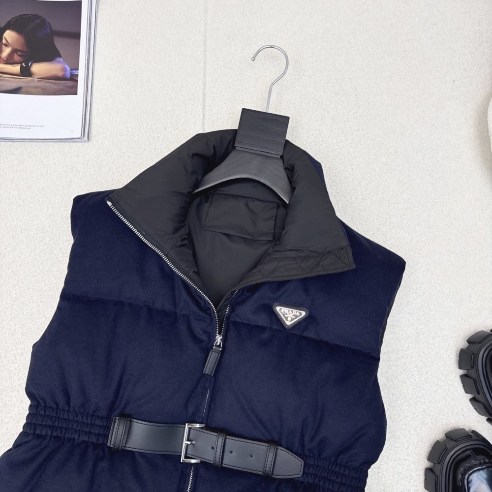 Vest women's фото 6