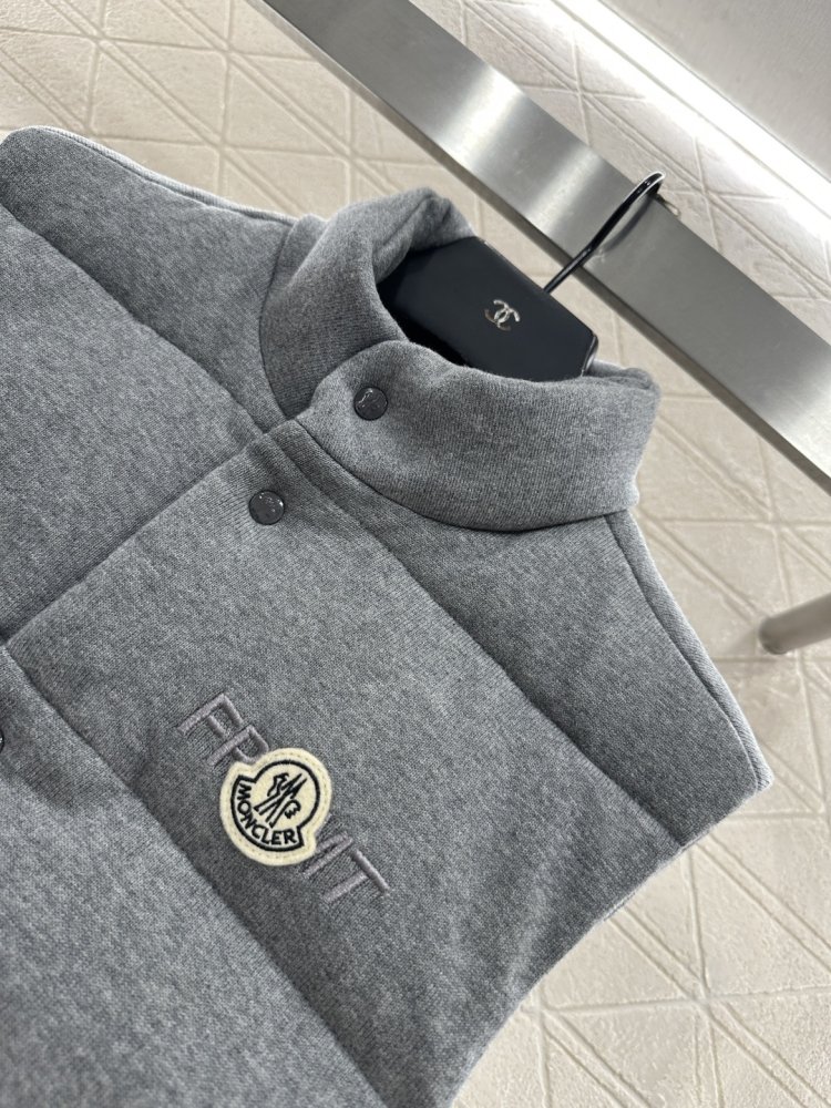 Жилетка жіноча фото 6