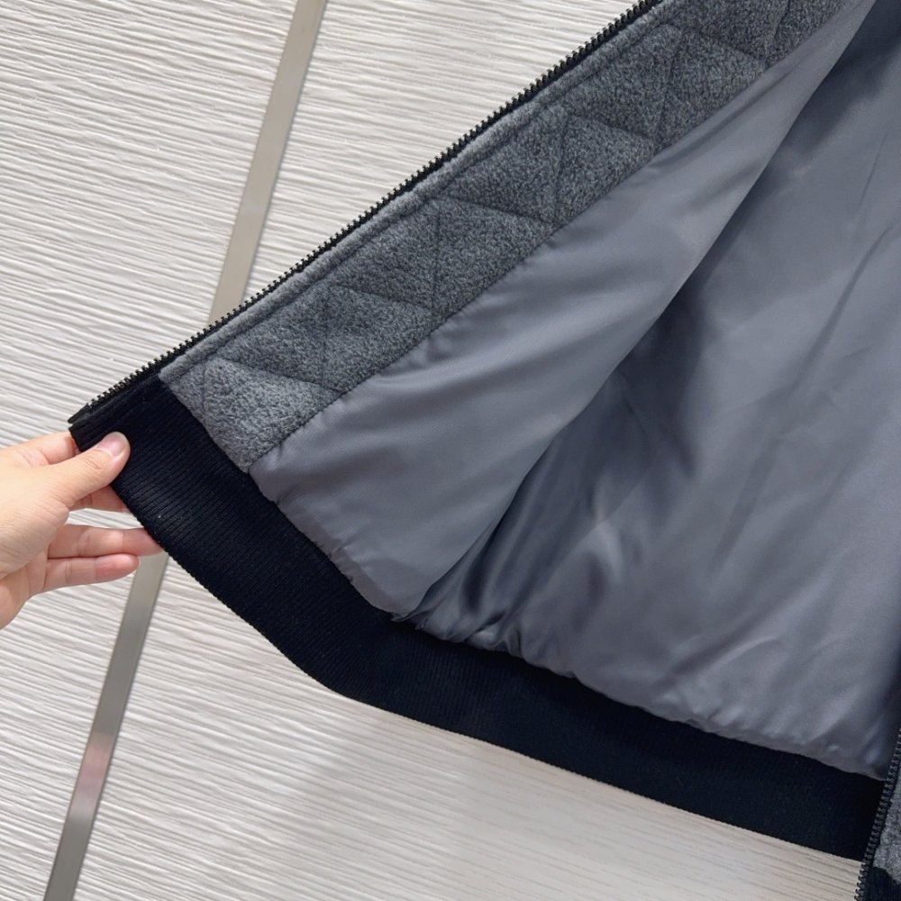 Vest women's фото 6