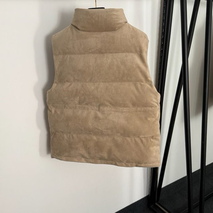 Жилетка женская фото 6