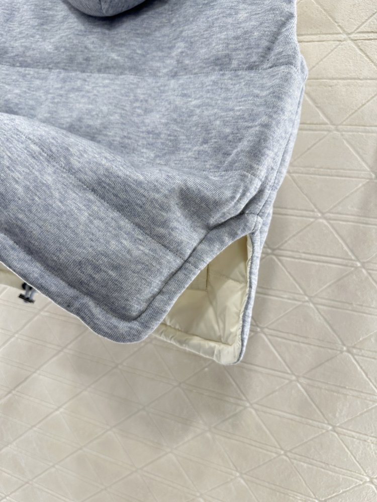 Жилетка женская фото 6