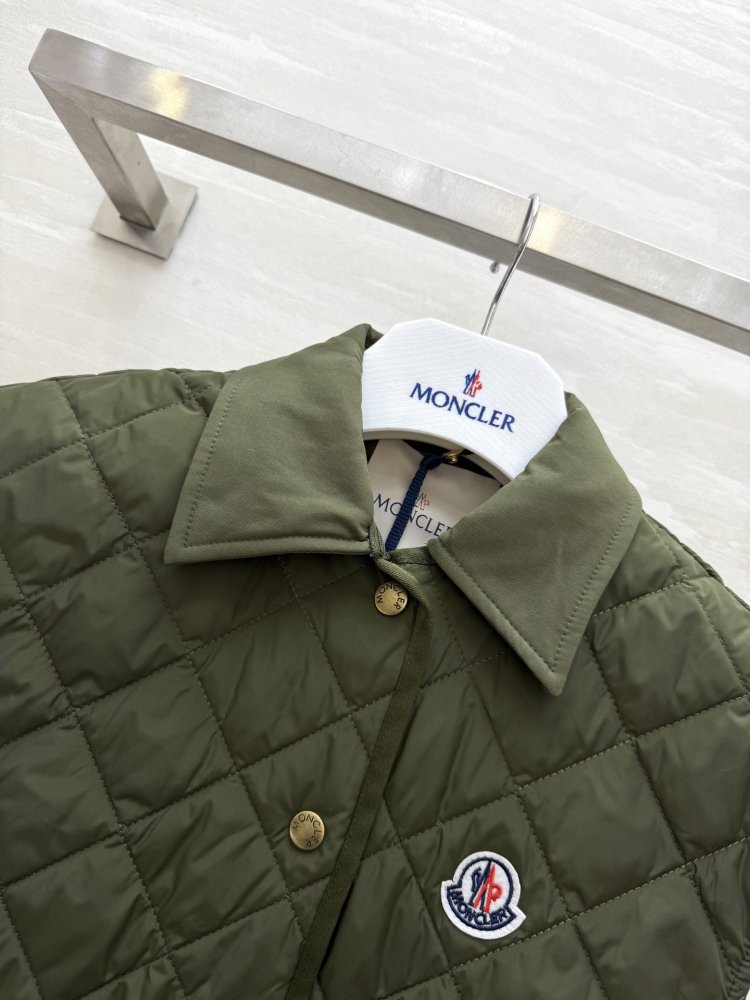 Жилетка жіноча фото 6