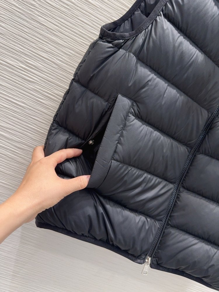 Жилетка женская фото 6