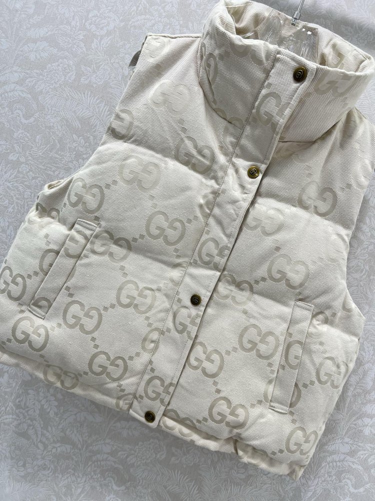 Жилетка женская фото 6