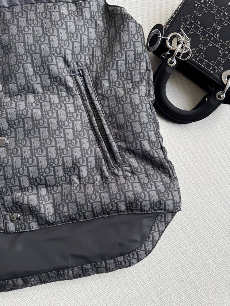 Жилетка женская фото 6