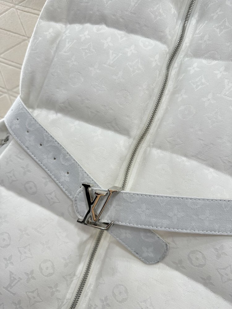 Жилетка женская фото 6