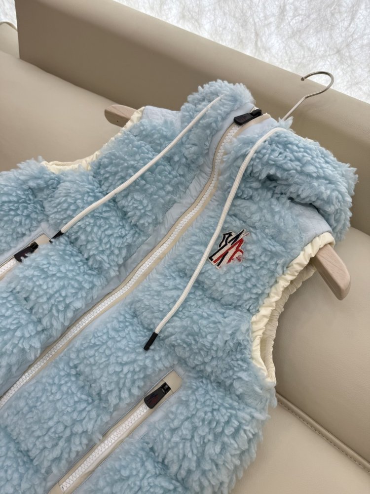 Жилетка женская фото 7