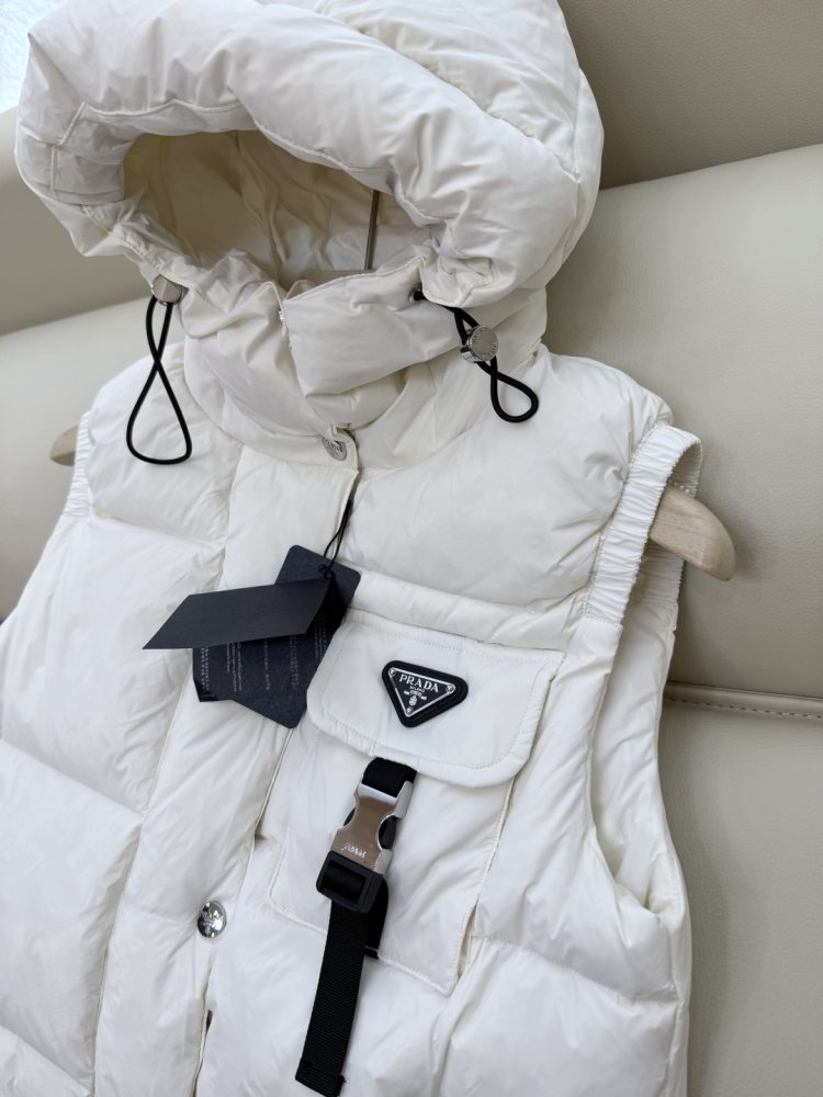 Жилетка женская фото 7