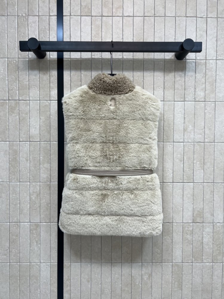 Vest women's фото 7