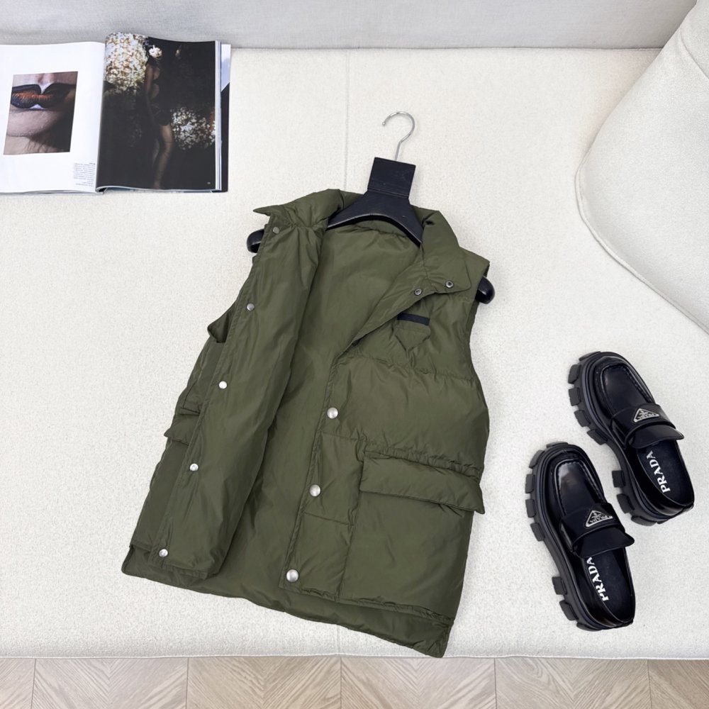 Vest women's фото 7