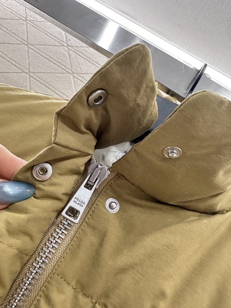 Жилетка женская фото 7