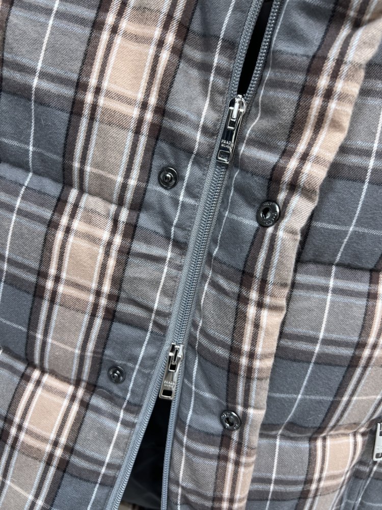 Жилетка жіноча фото 7