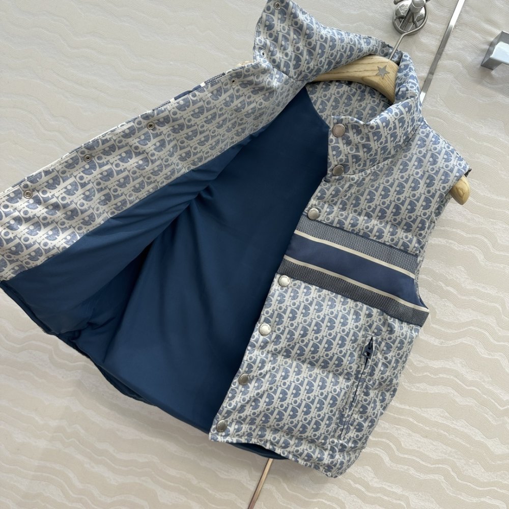 Жилетка женская фото 7