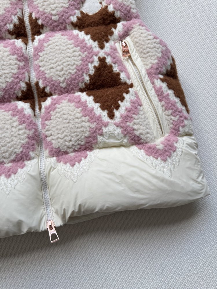 Жилетка женская фото 7