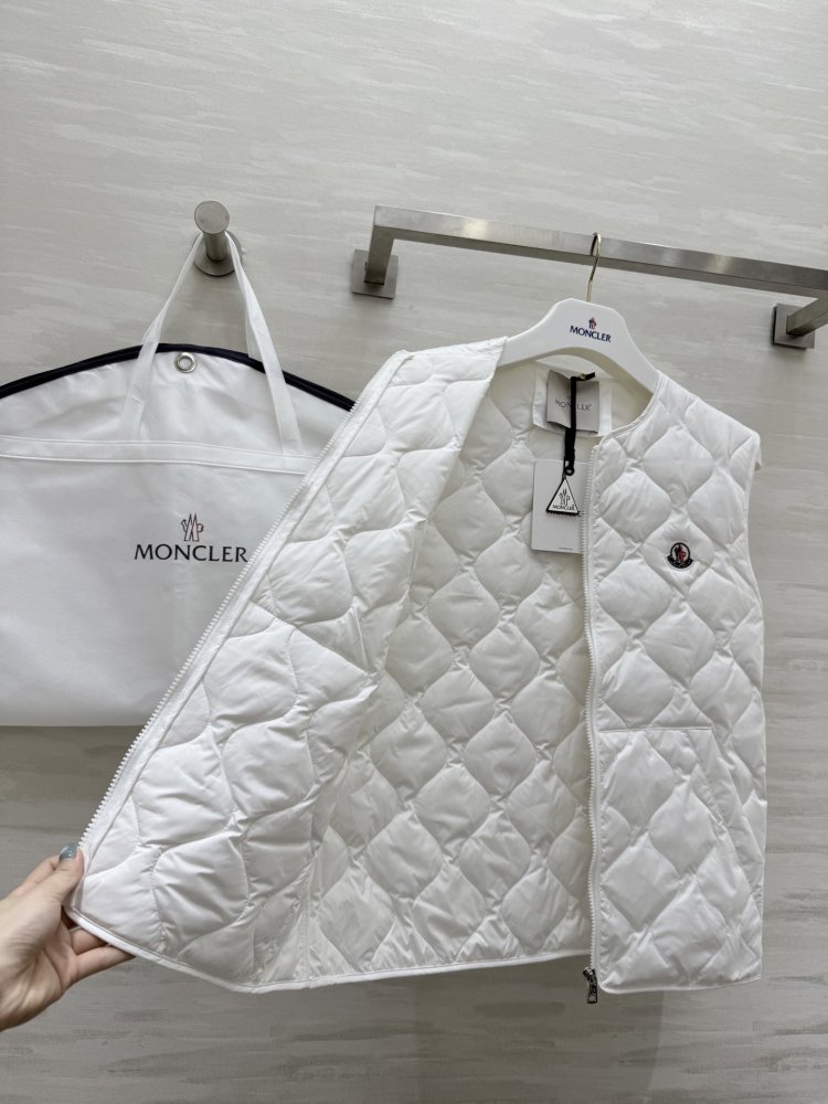 Vest women's фото 7