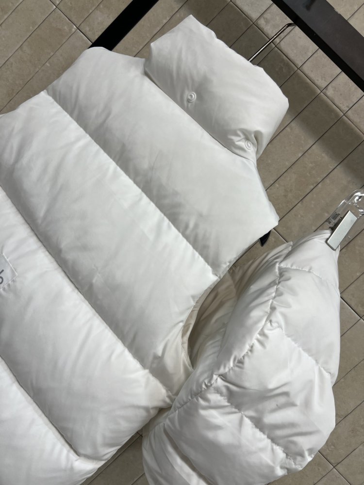 Жилетка женская фото 7