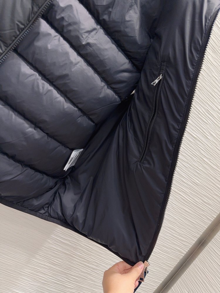 Жилетка женская фото 7