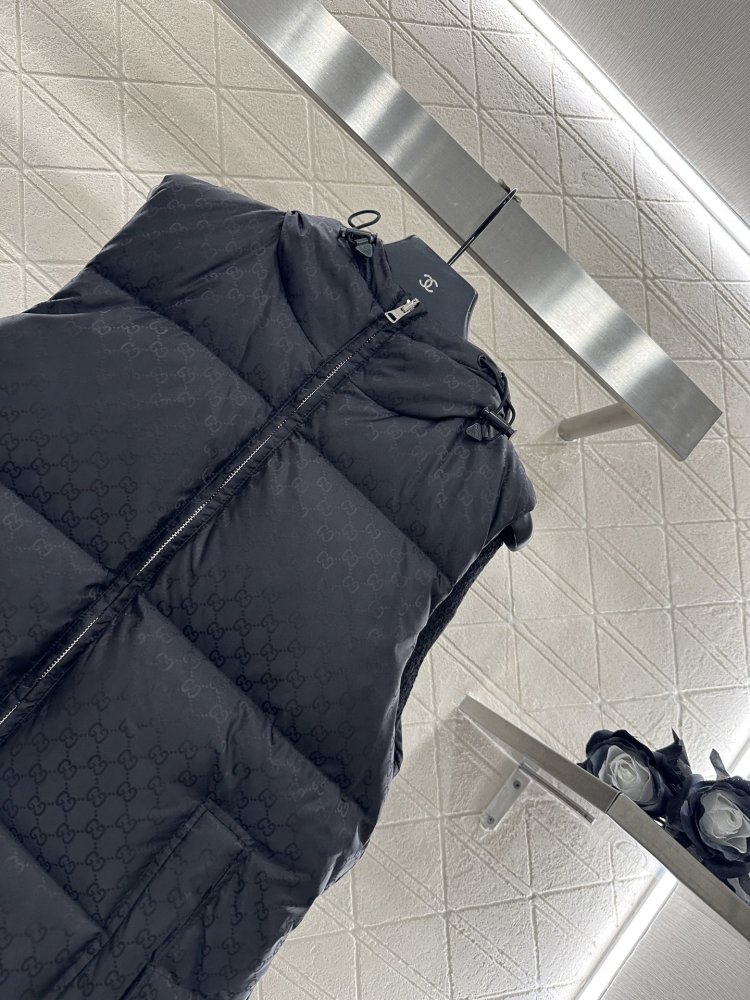 Жилетка женская фото 7