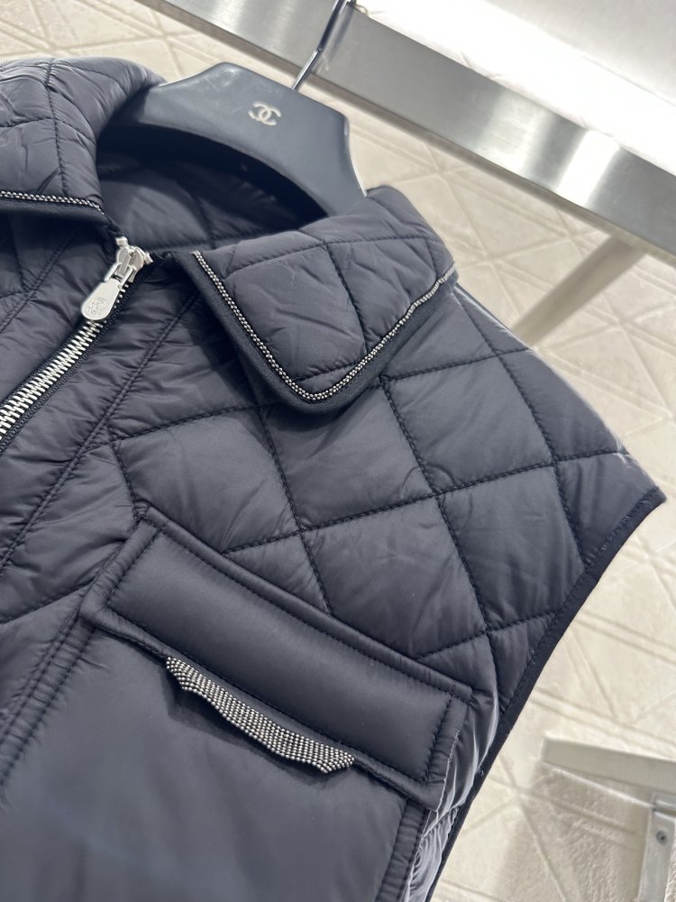 Жилетка женская фото 7