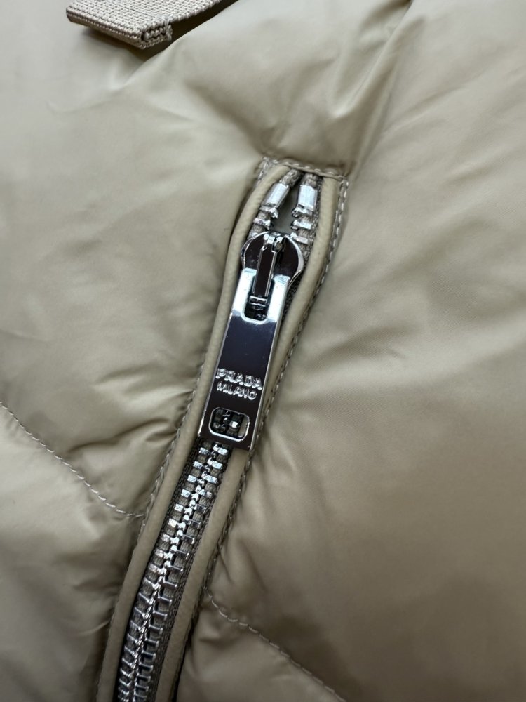 Жилетка жіноча фото 8