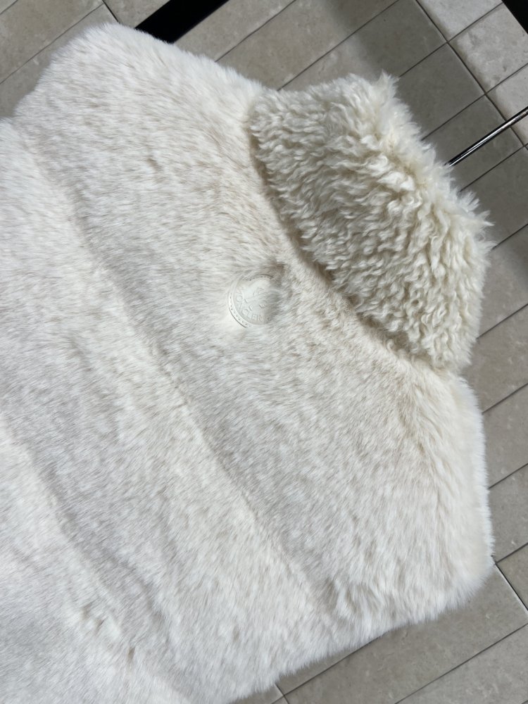 Vest women's фото 8