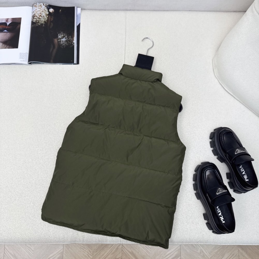 Vest women's фото 8