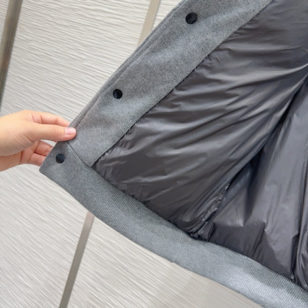 Жилетка жіноча фото 8