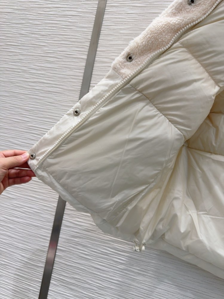 Vest women's фото 8