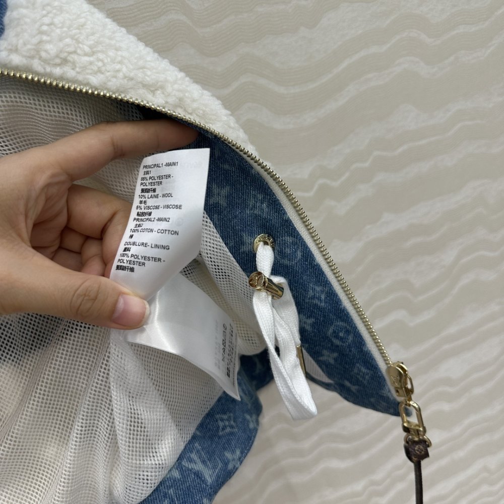 Жилетка жіноча фото 8