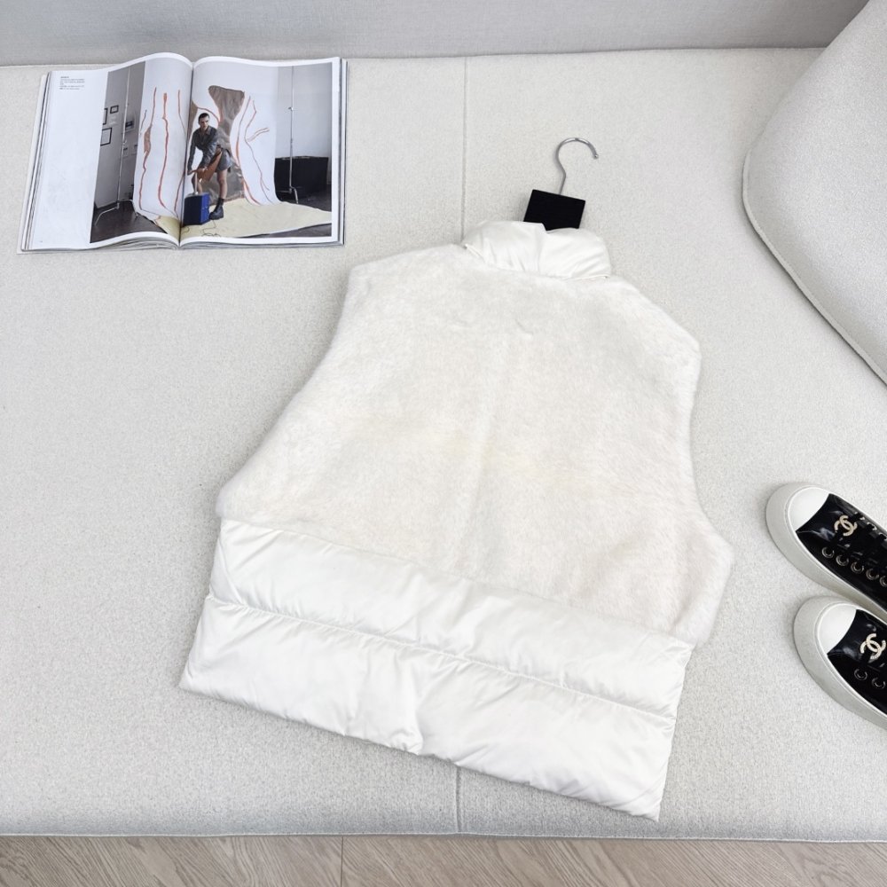 Жилетка женская фото 8