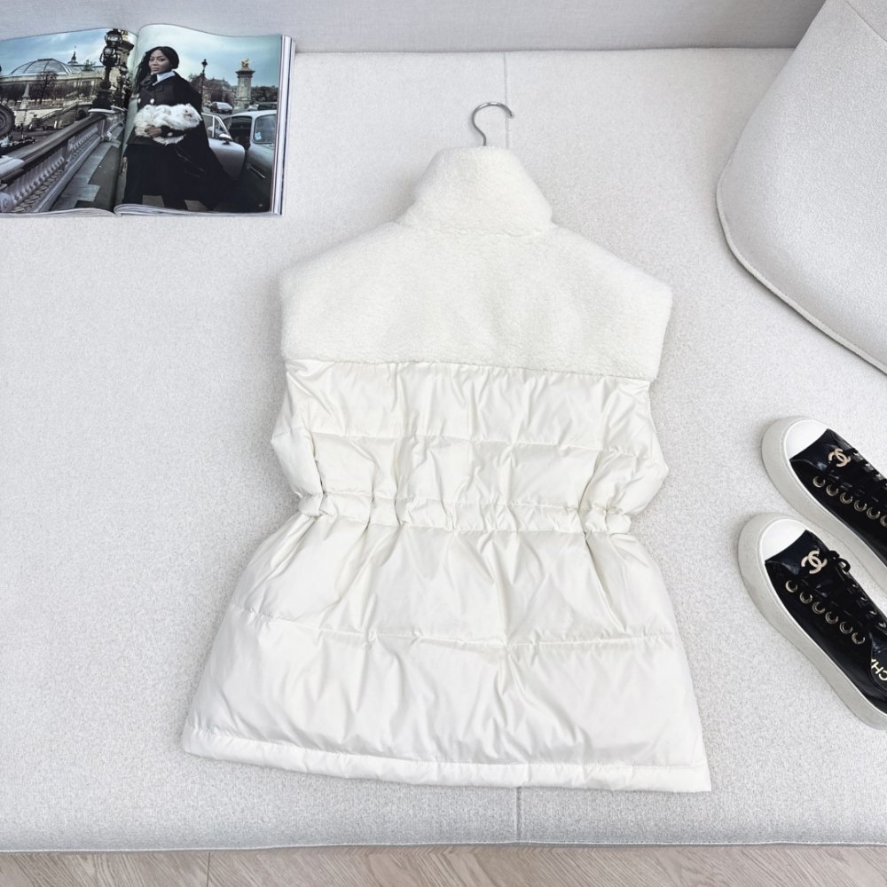 Жилетка женская фото 8