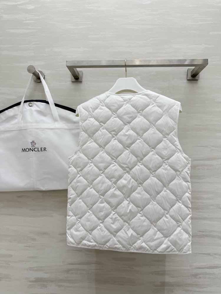 Vest women's фото 8