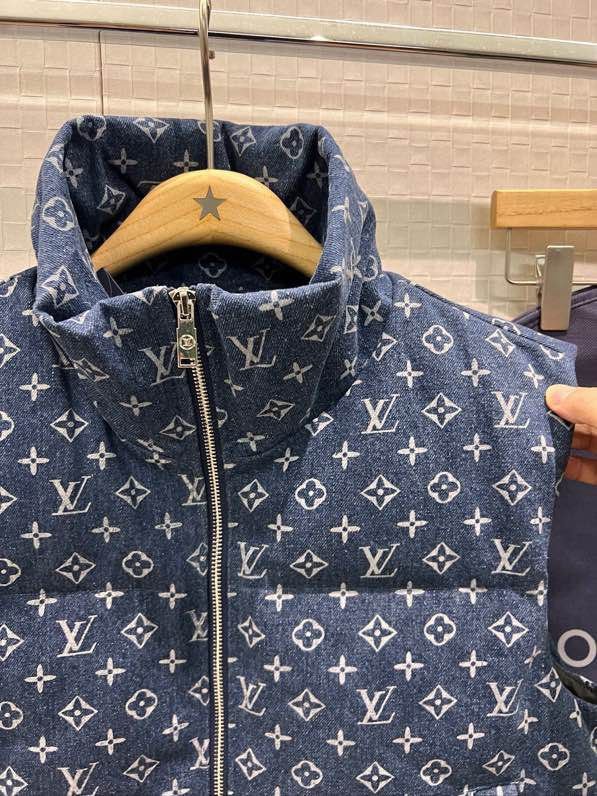 Жилетка женская фото 8