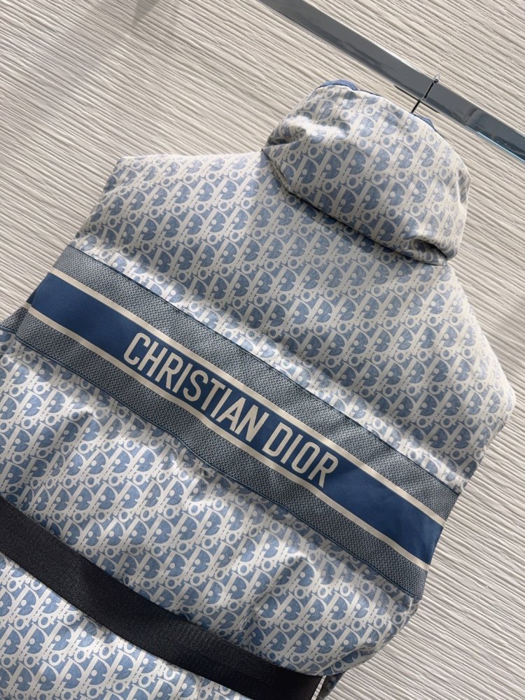 Жилетка женская фото 8