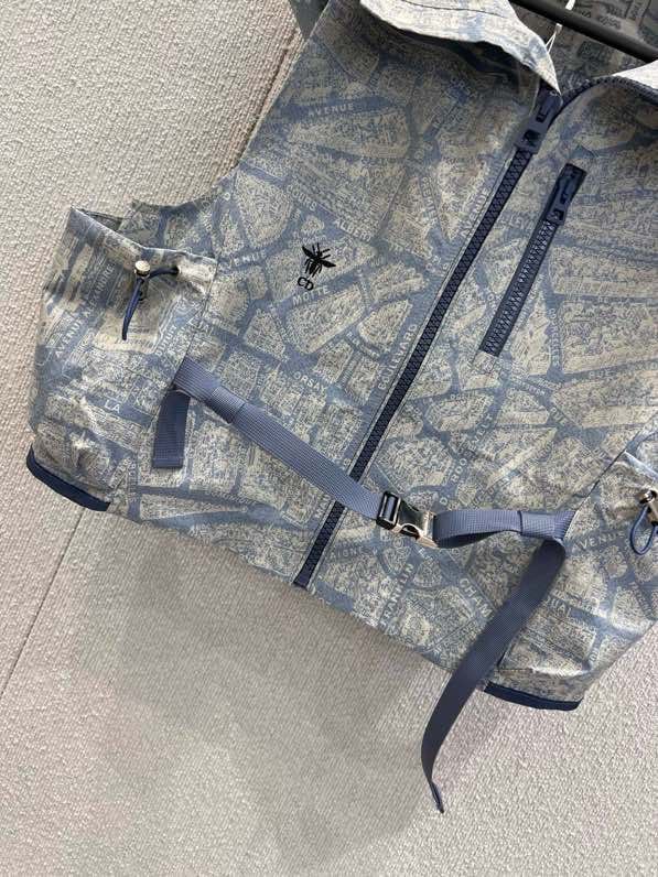 Жилетка жіноча фото 9