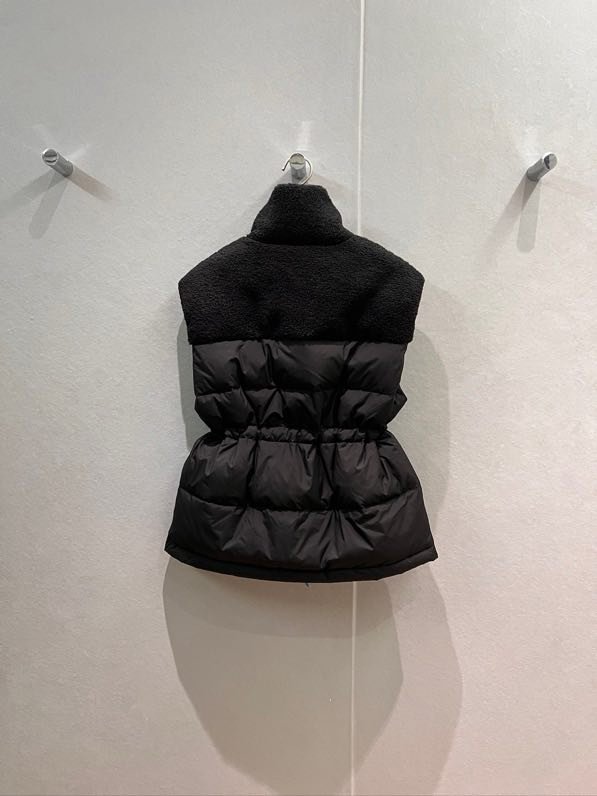 Vest women's фото 9