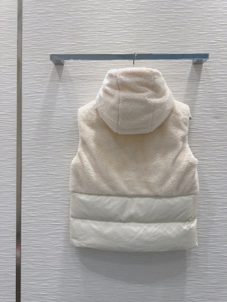 Vest women's фото 9