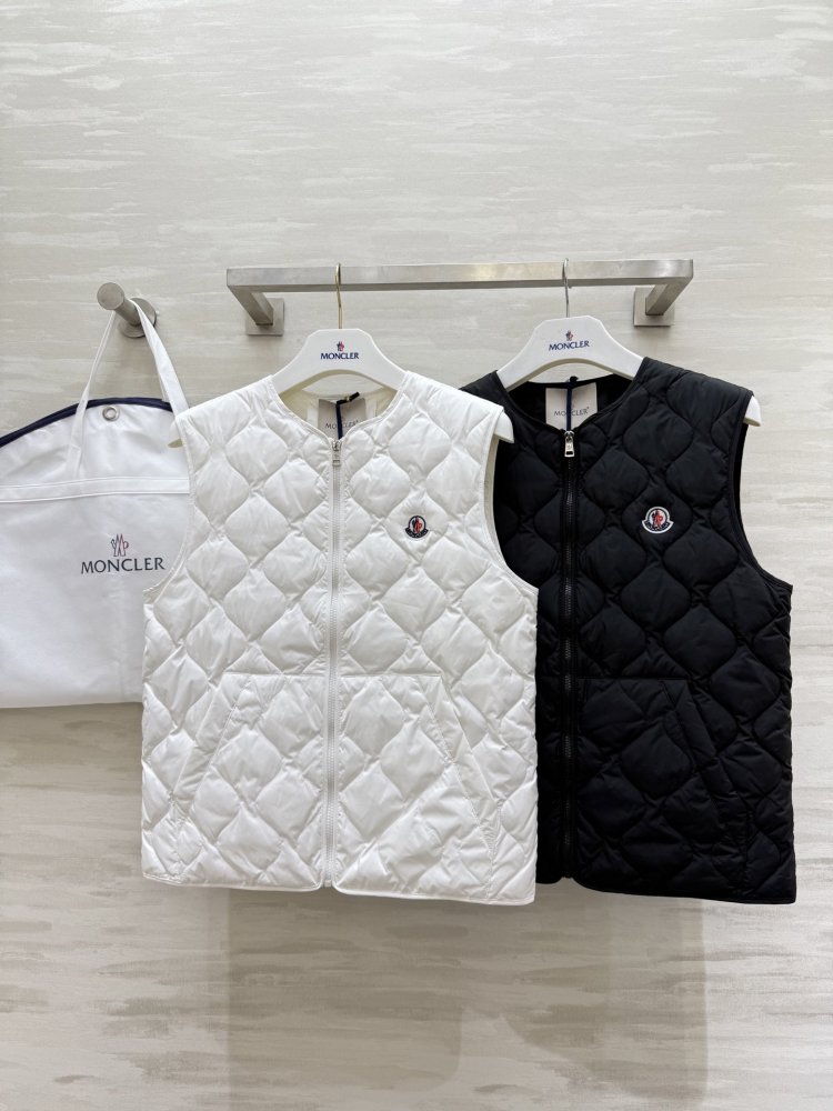 Vest women's фото 9