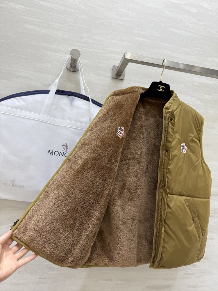 Жилетка жіноча фото 9