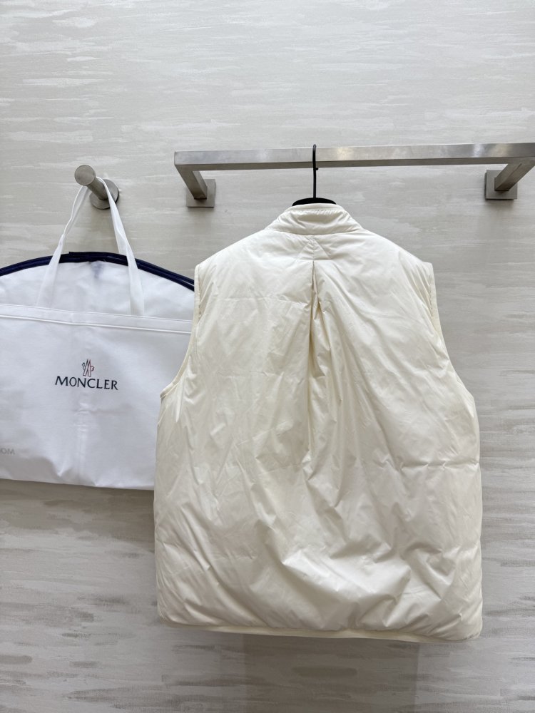 Жилетка жіноча фото 9