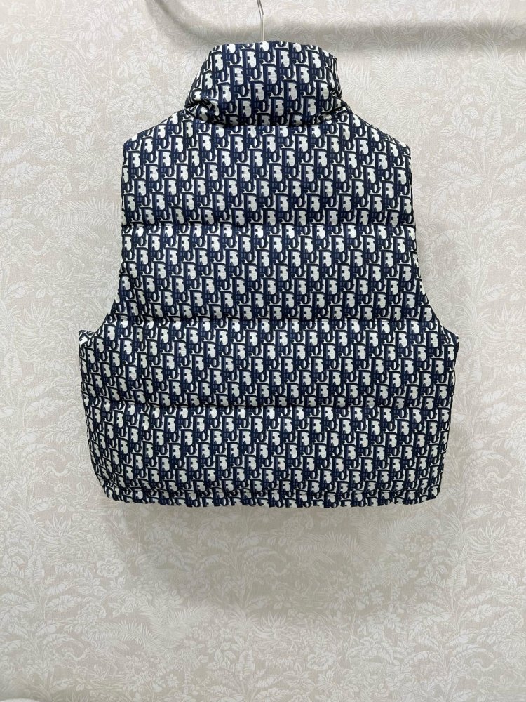 Жилетка женская фото 9