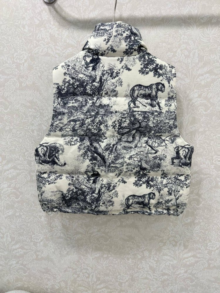 Жилетка женская фото 9