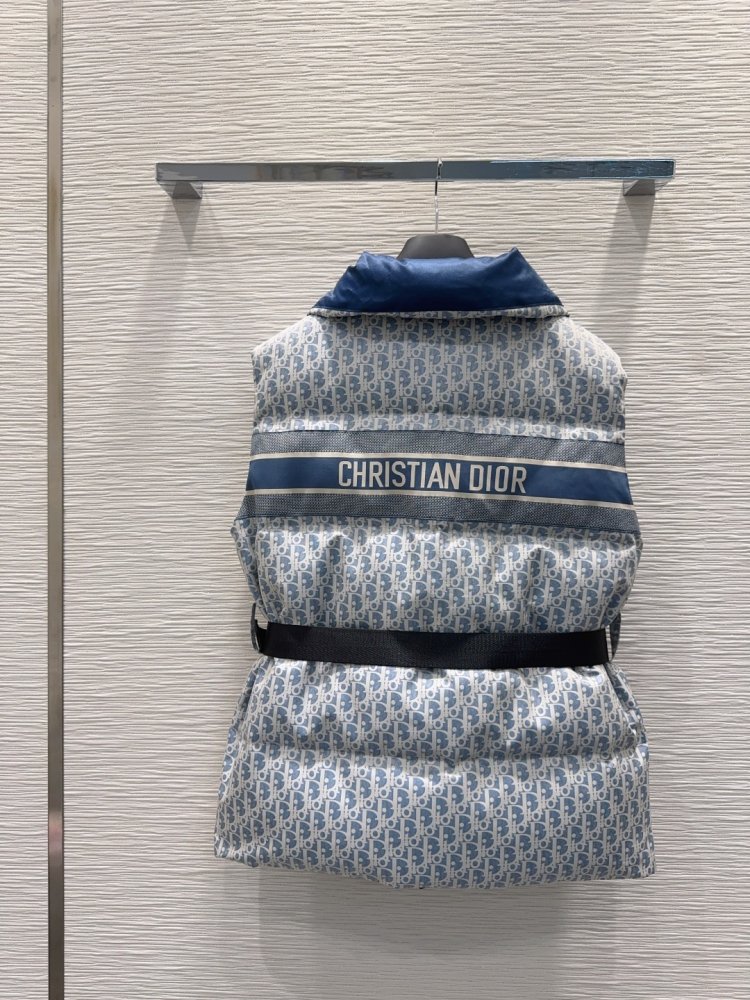 Жилетка женская фото 9