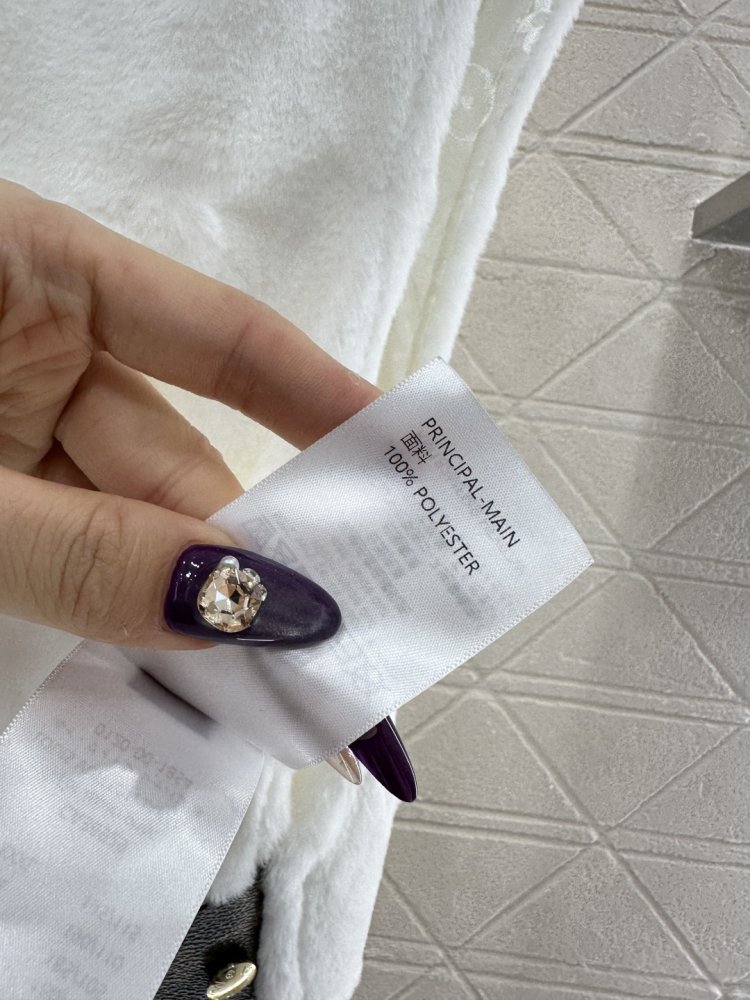 Жилетка женская фото 9