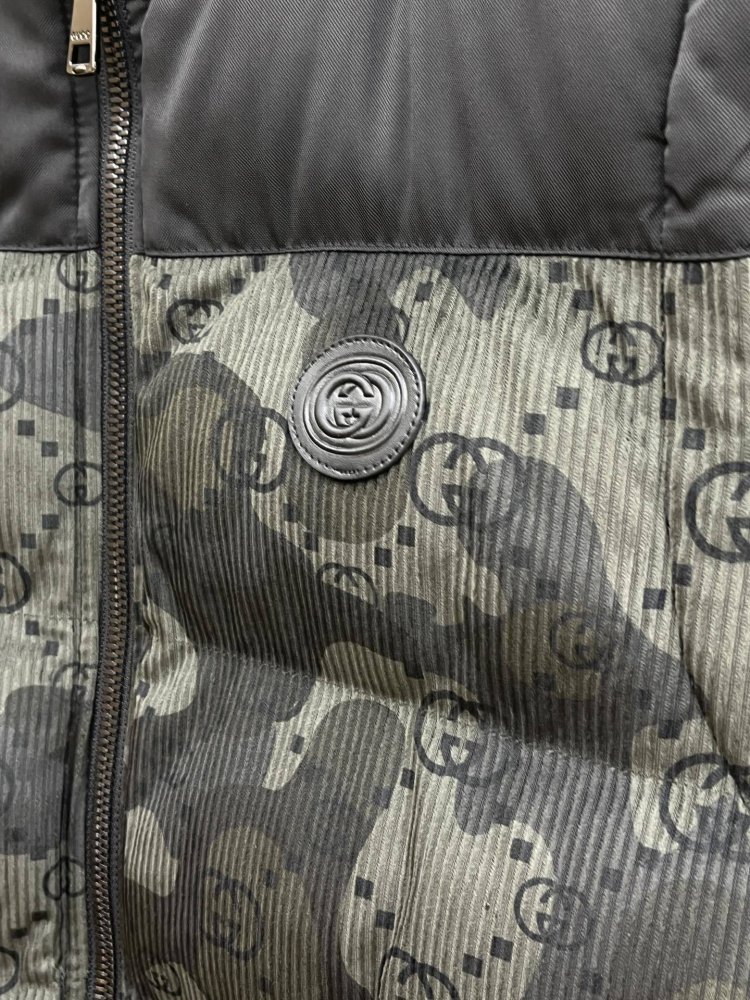 Жилетка фото 5